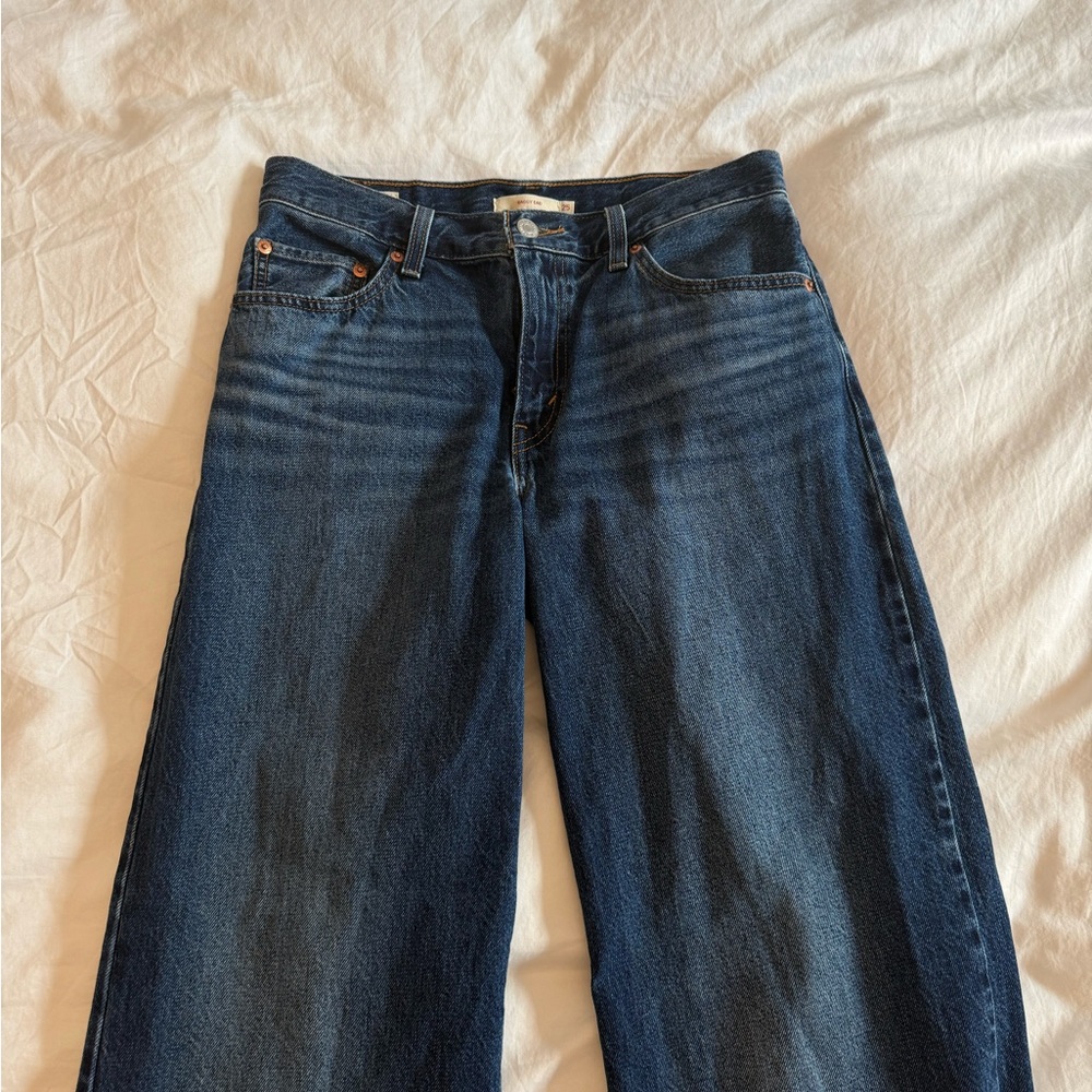 Levi’s baggy dad jean